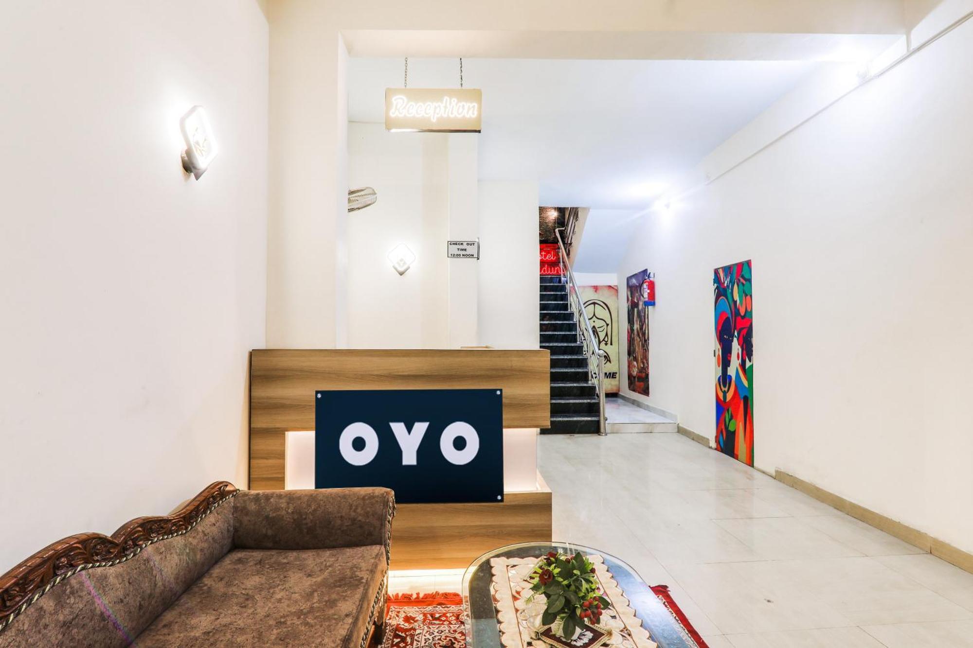 Hotel O Shree Hotel Mriduni Варанаси Экстерьер фото